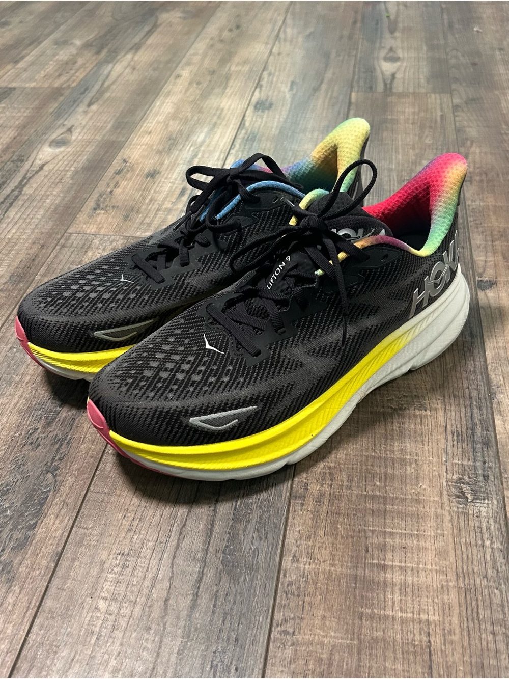 Hoka One One Clifton 9 Men's Size 10 D (Medium) Running Shoes Black All Aboard